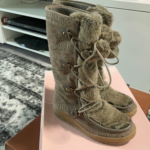 Juicy Couture Grey Taupe Suede Faux Fur 